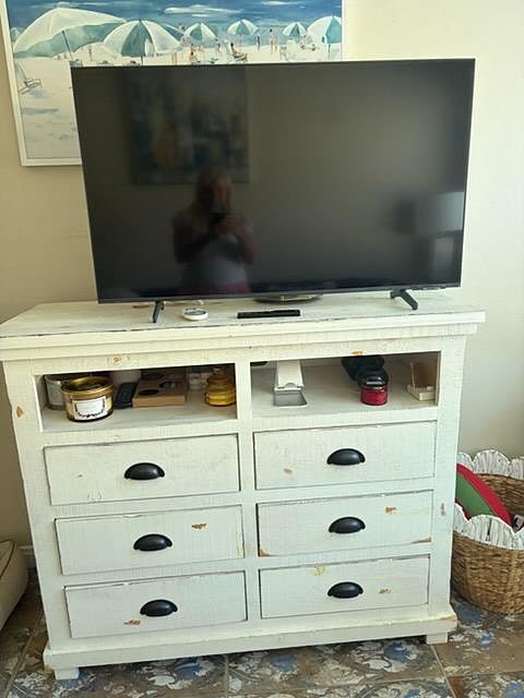 Furnished Finder property 1048599_1 photo 3
