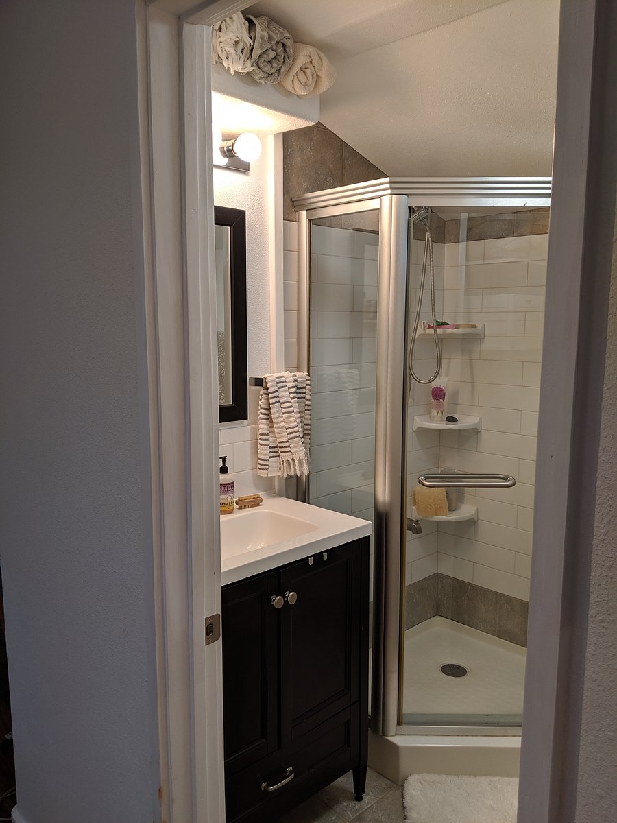Furnished Finder property 1048609_1 photo 6