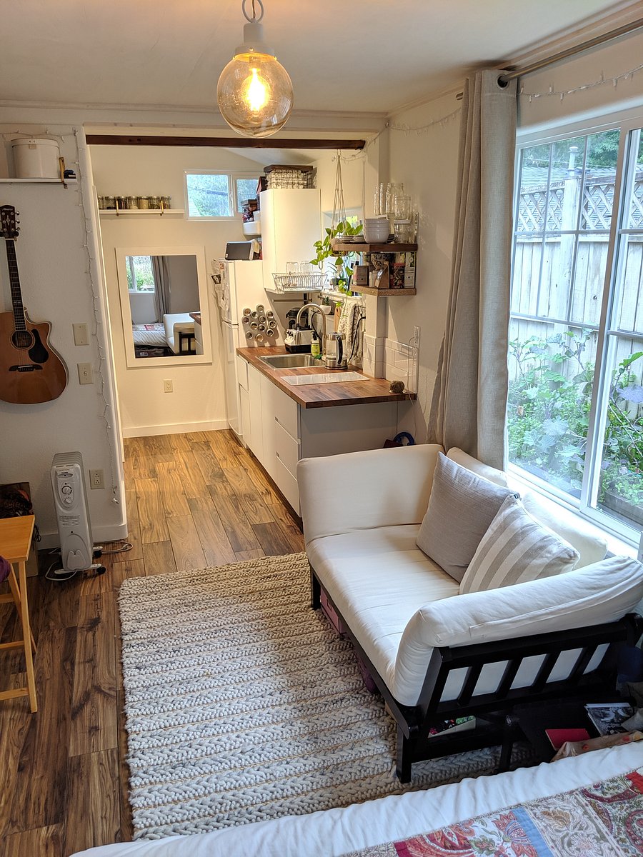 Furnished Finder property 1048609_1 photo 8