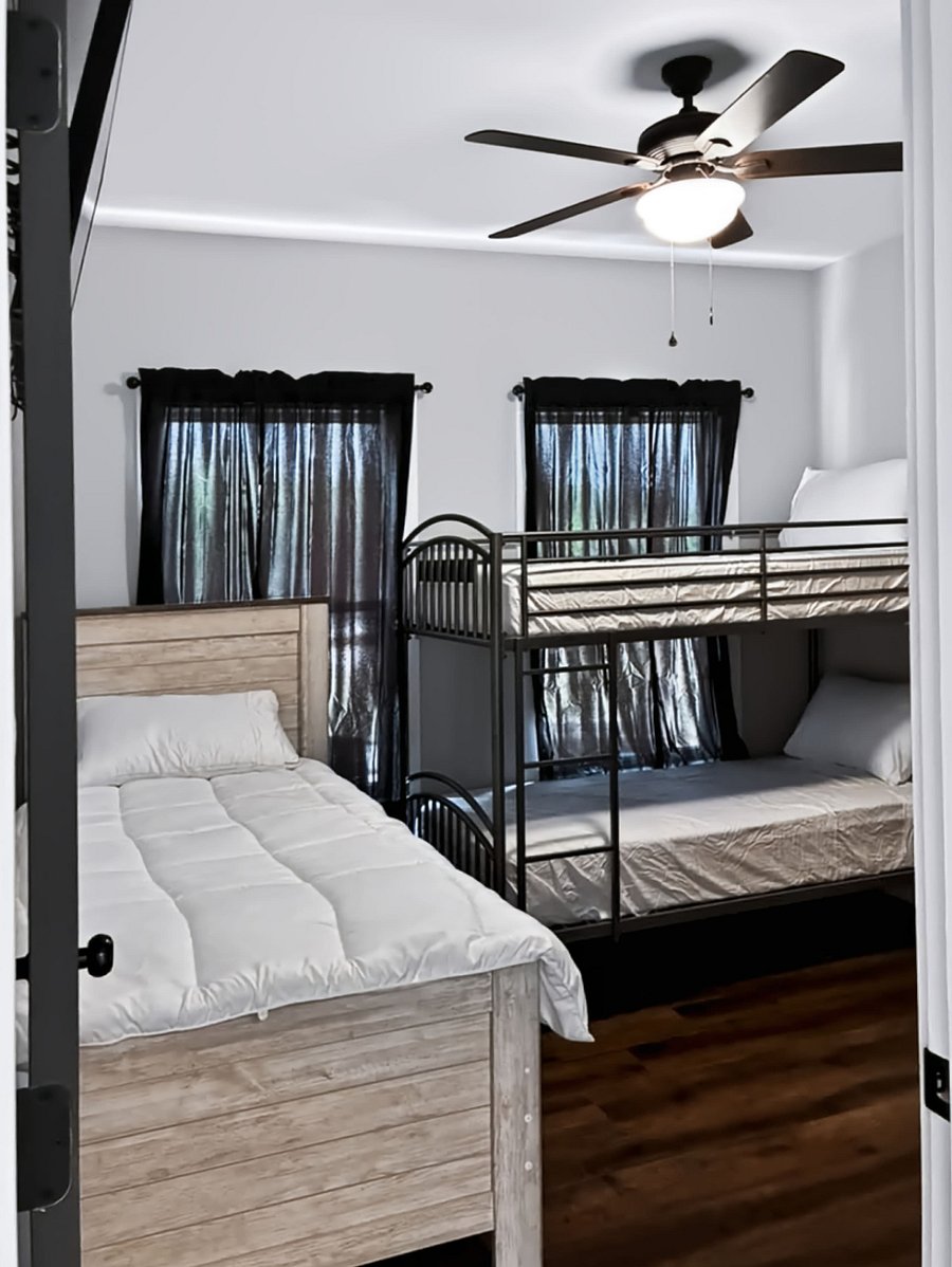 Furnished Finder property 1048624_1 photo 11