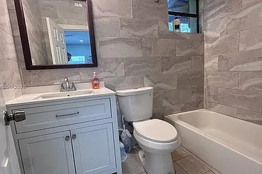 Furnished Finder property 1048628_1 photo 8