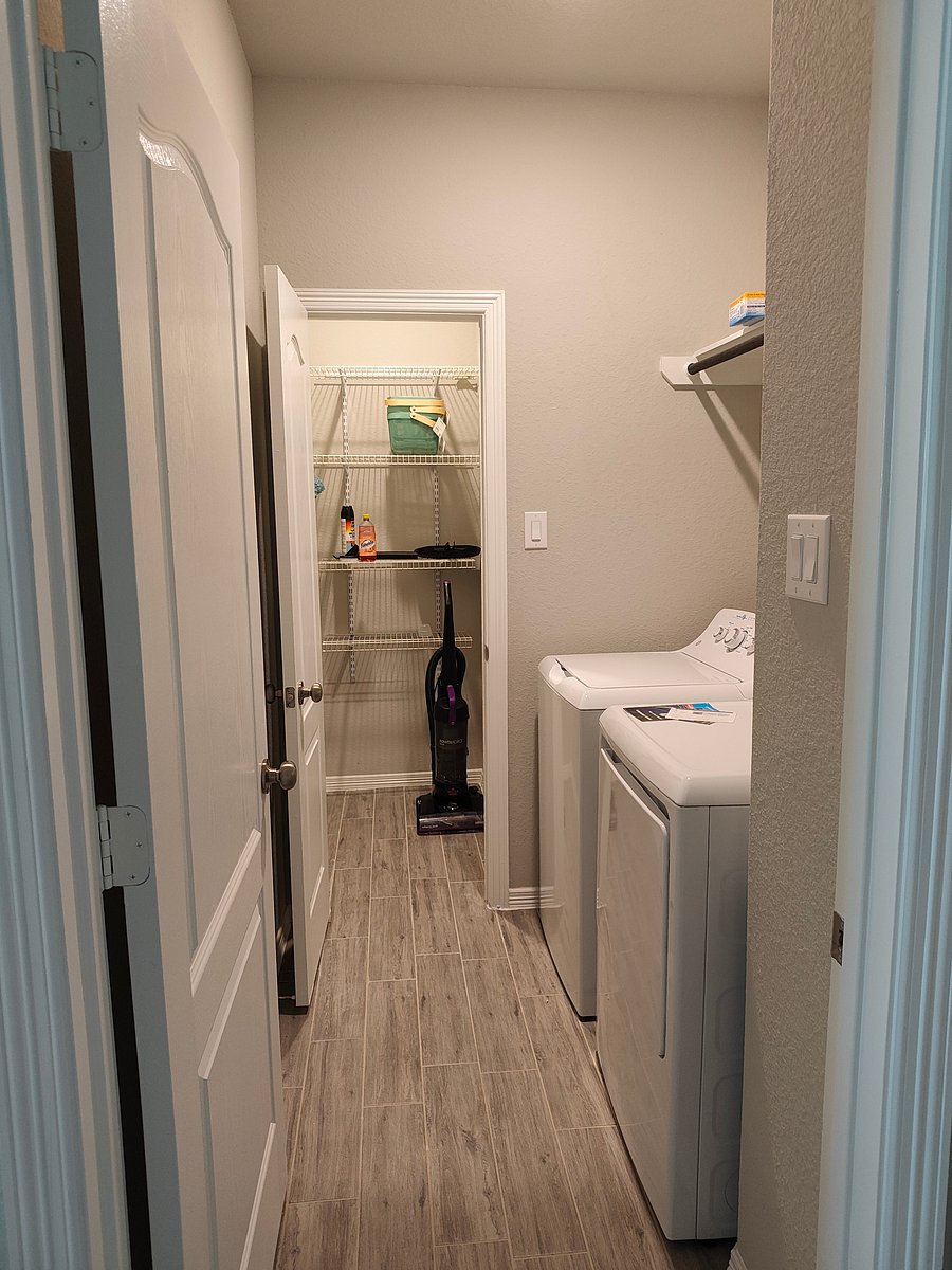 Furnished Finder property 1048635_1 photo 28