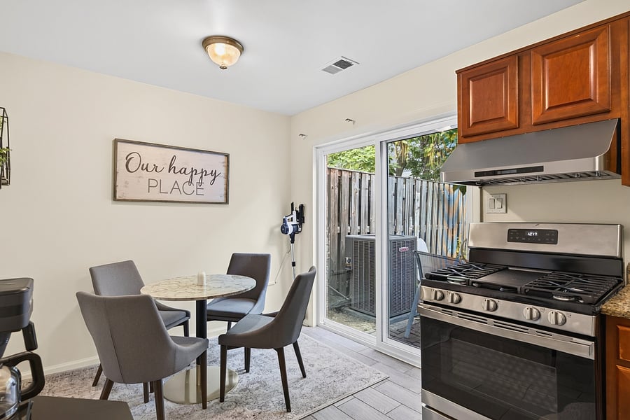 Furnished Finder property 1048650_1 photo 3