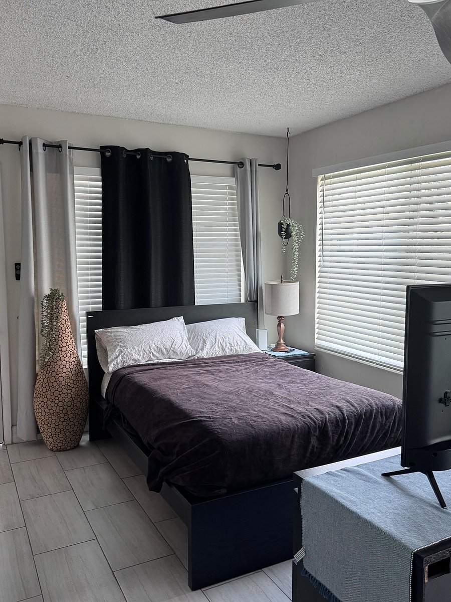 Furnished Finder property 1048663_1 photo 2