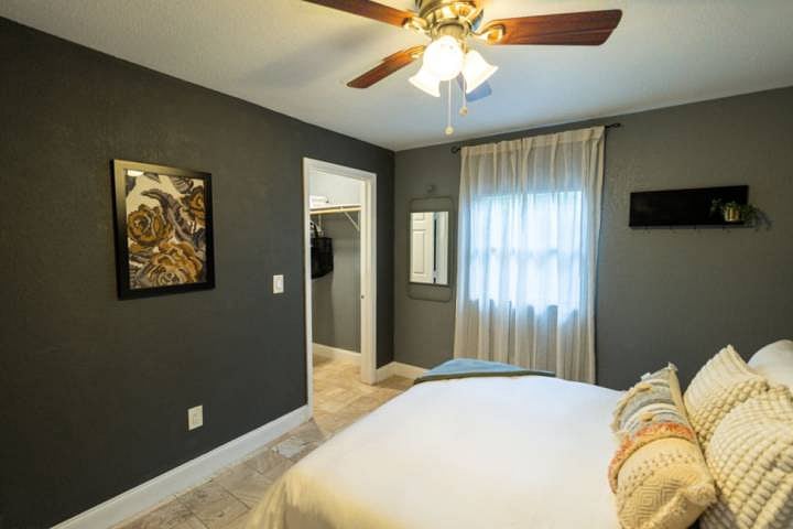 Furnished Finder property 1048671_1 photo 13
