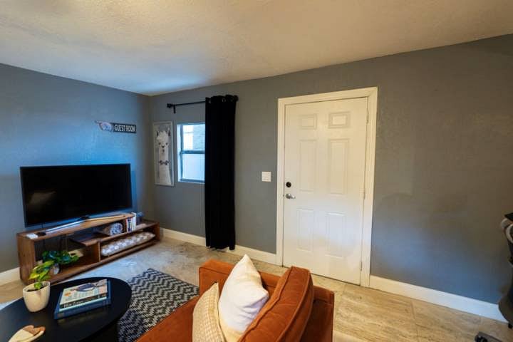 Furnished Finder property 1048671_1 photo 7