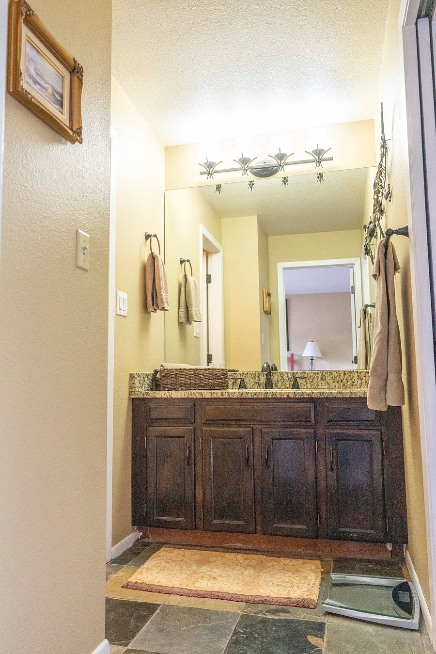 Furnished Finder property 1048684_1 photo 13