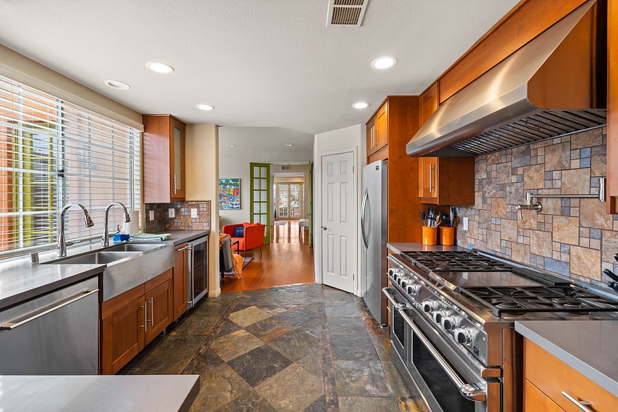 Furnished Finder property 1048688_1 photo 12