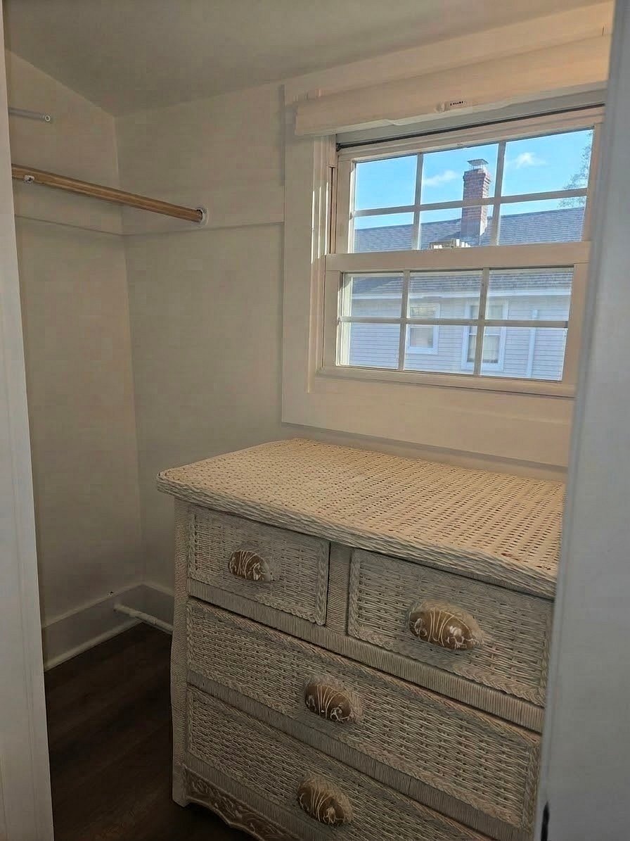 6ft x 3ft storage cupboard, with chest of drawer for extra storage.