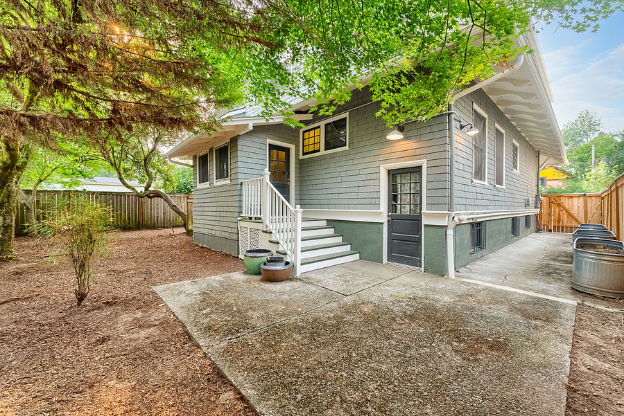 Furnished Finder property 1048698_1 photo 25