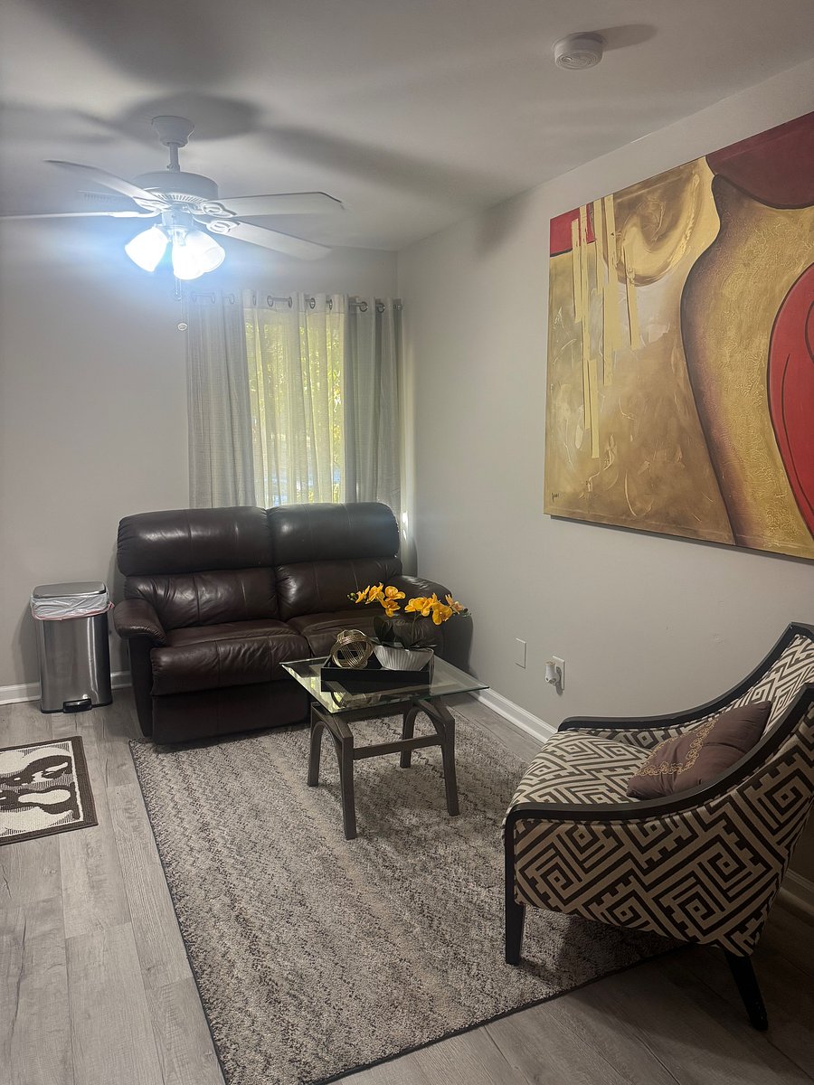 Furnished Finder property 1048699_1 photo 10