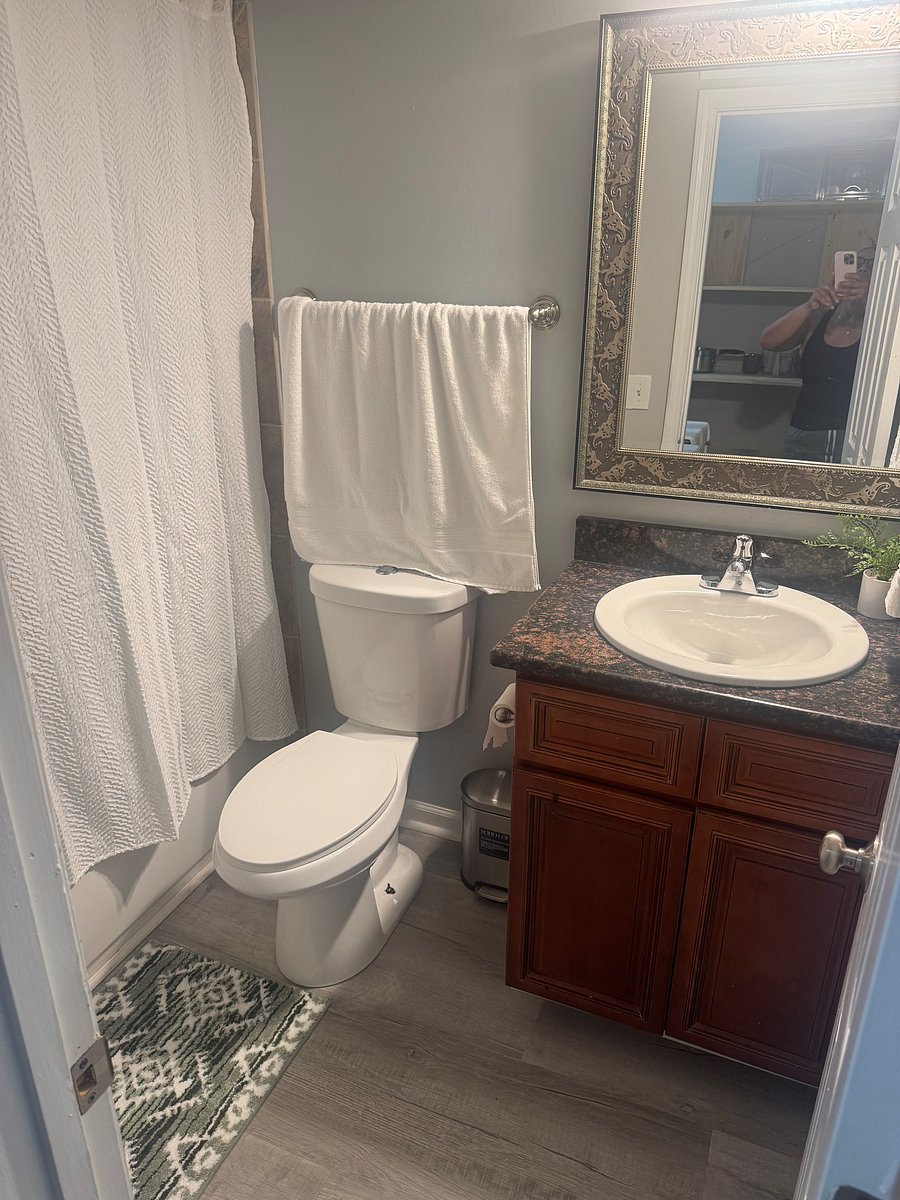 Furnished Finder property 1048699_1 photo 6