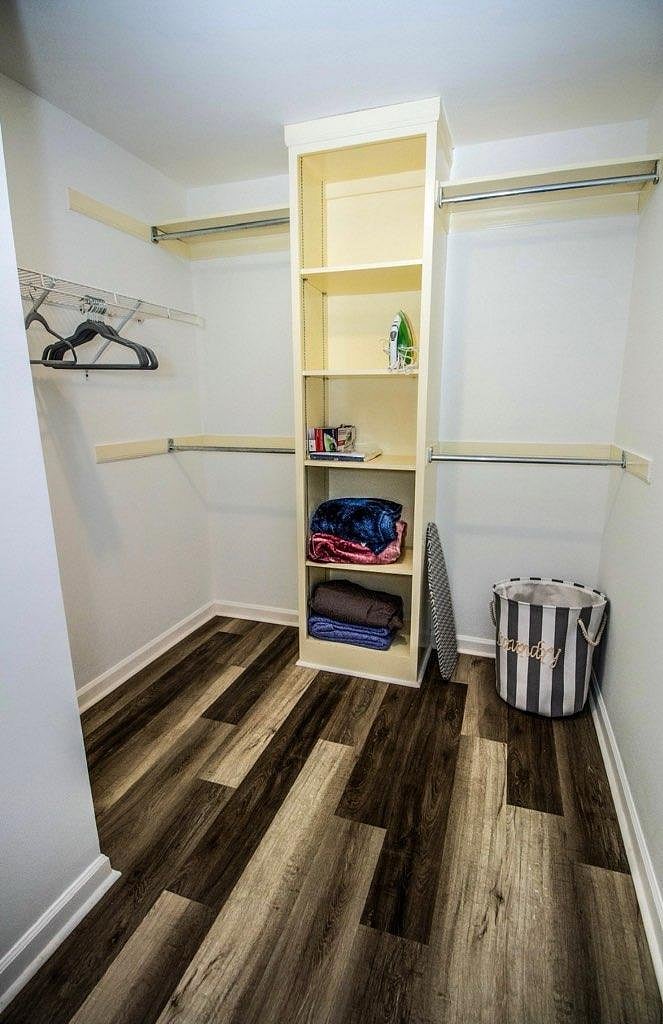 Furnished Finder property 1048733_1 photo 3