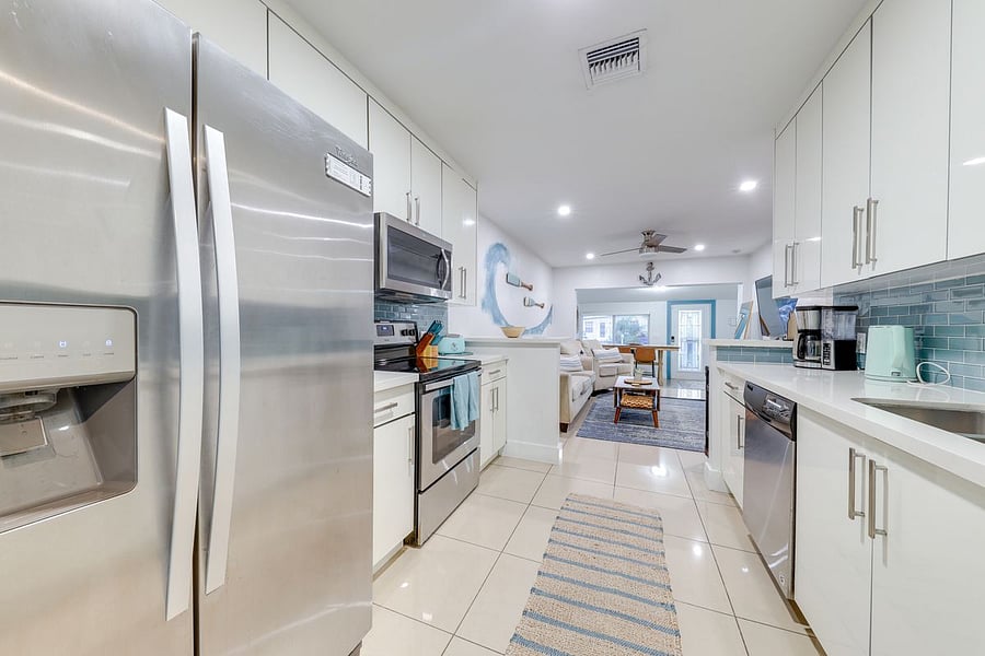 Furnished Finder property 1048734_1 photo 35