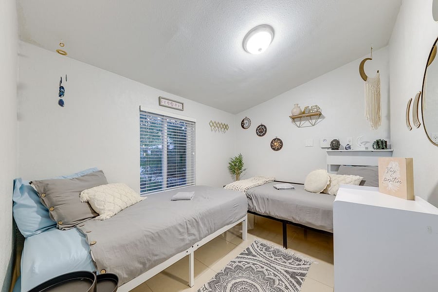 Furnished Finder property 1048734_1 photo 43
