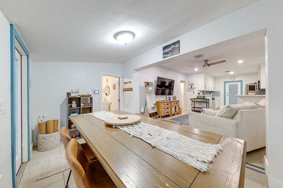 Furnished Finder property 1048734_1 photo 26