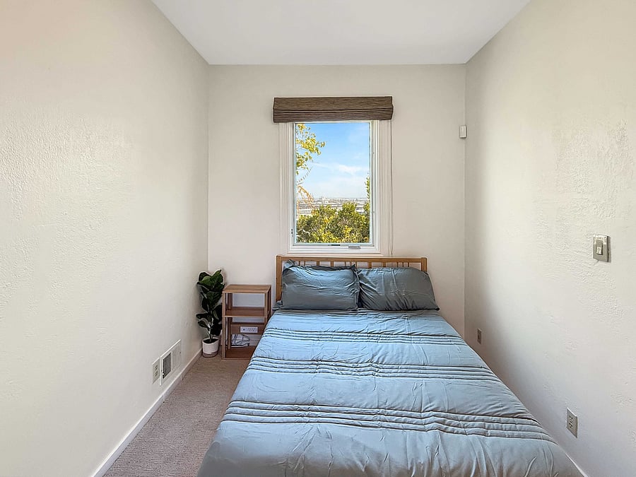 Furnished Finder property 1048735_1 photo 12