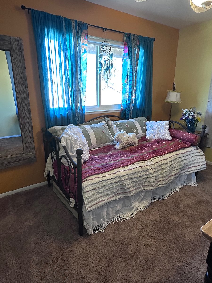 Furnished Finder property 1048749_1 photo 9