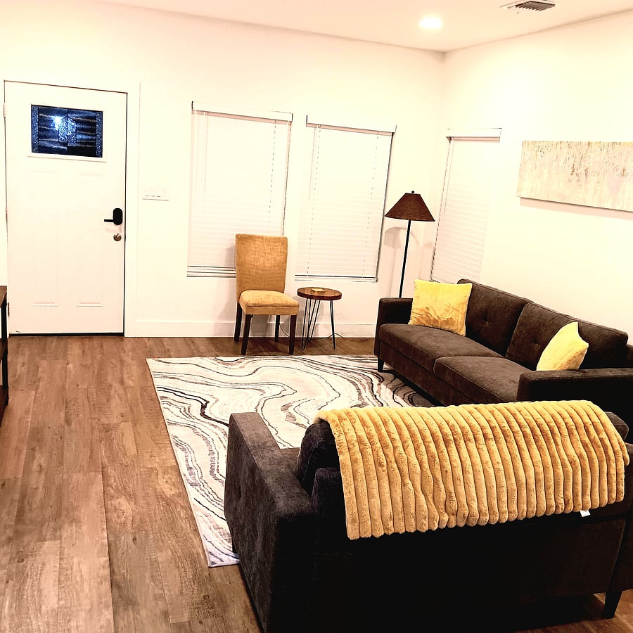 Furnished Finder property 1048761_1 photo 2
