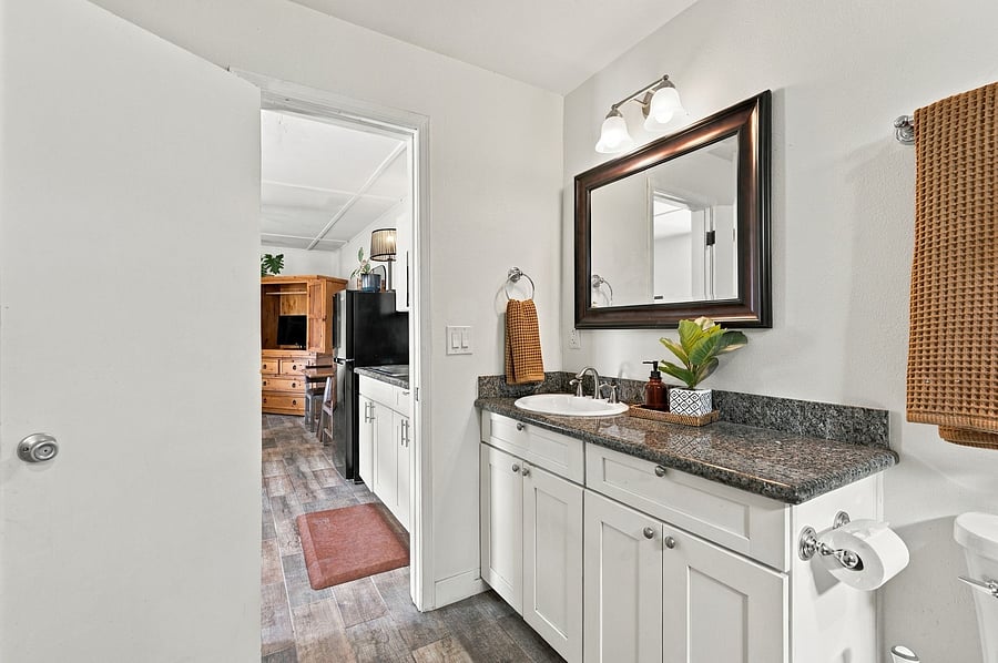 Furnished Finder property 1048763_1 photo 20