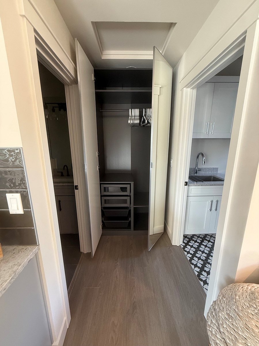 Furnished Finder property 1048789_1 photo 8
