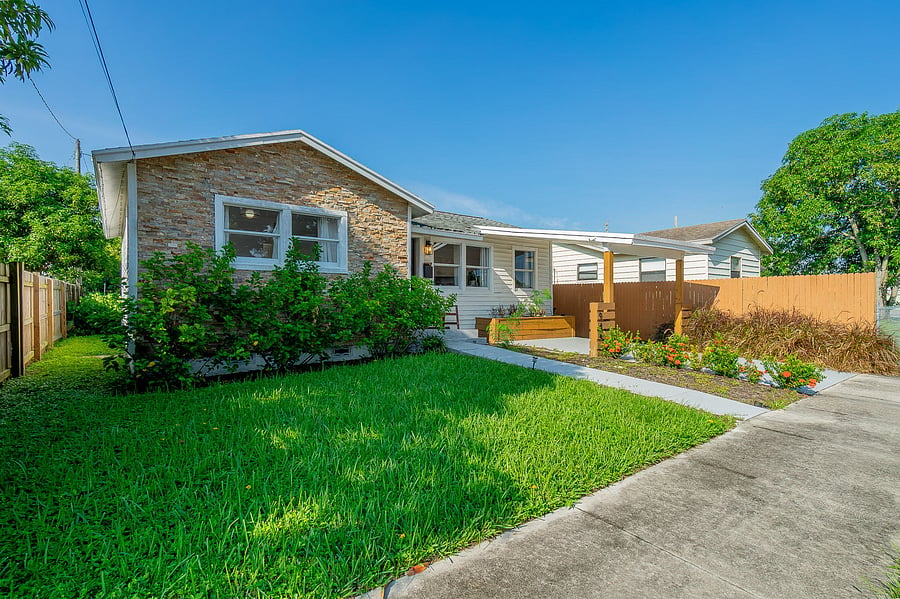 Furnished Finder property 1048792_1 photo 29