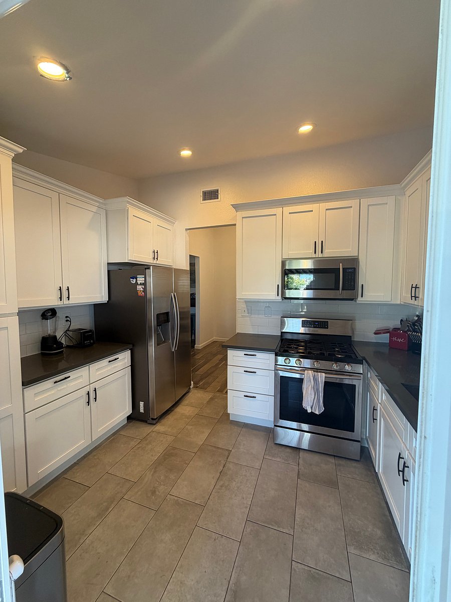 Furnished Finder property 1048799_1 photo 4