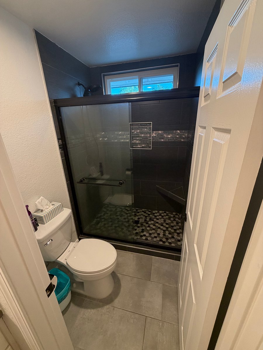 Furnished Finder property 1048799_1 photo 16