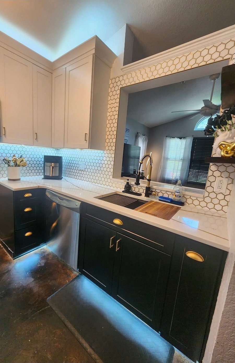 Furnished Finder property 1048802_1 photo 25