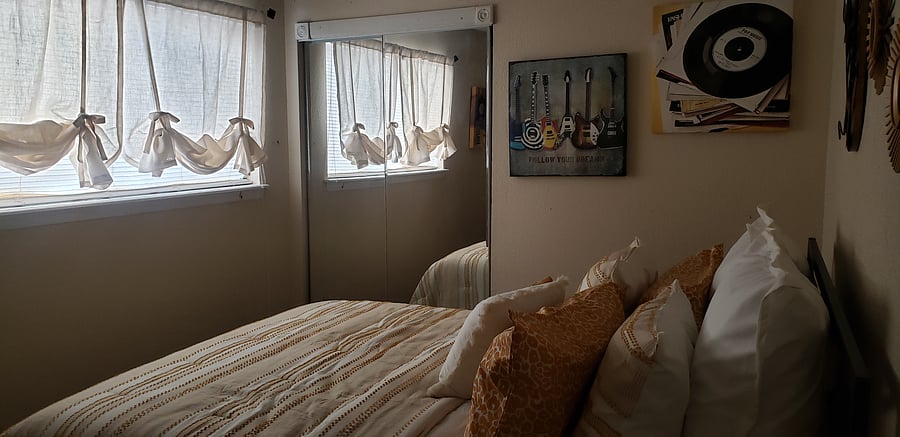 Furnished Finder property 1048811_1 photo 9