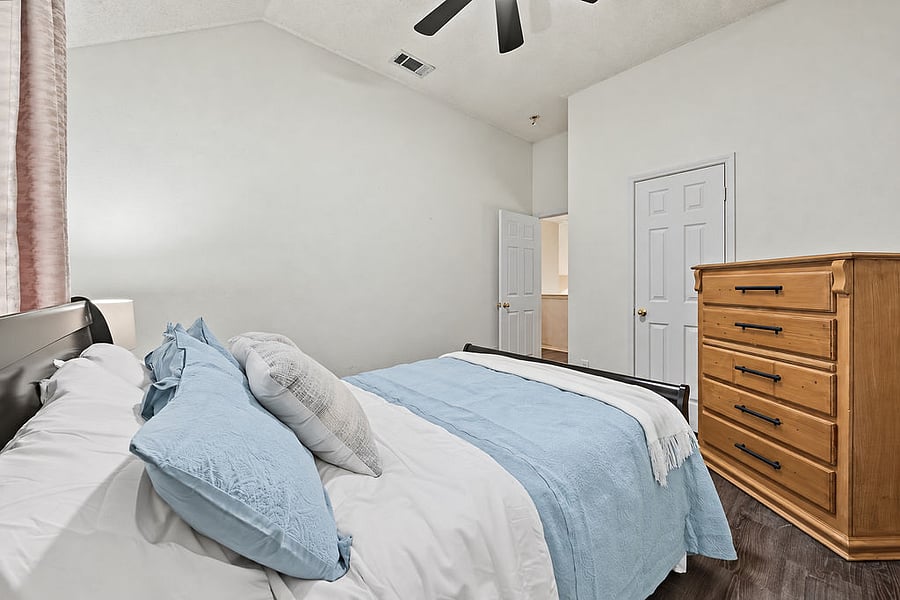 Furnished Finder property 1048816_1 photo 7