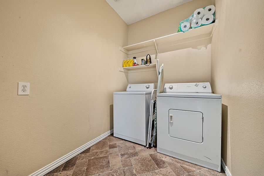 Furnished Finder property 1048816_1 photo 23
