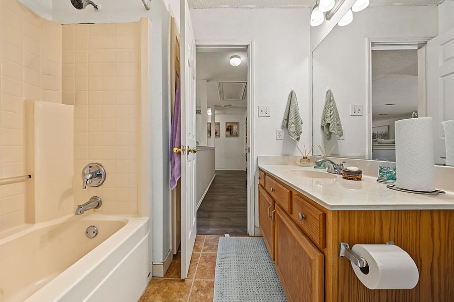 Furnished Finder property 1048816_1 photo 11