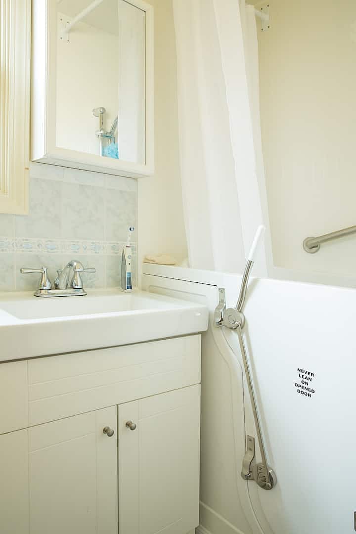 Furnished Finder property 1048826_1 photo 4