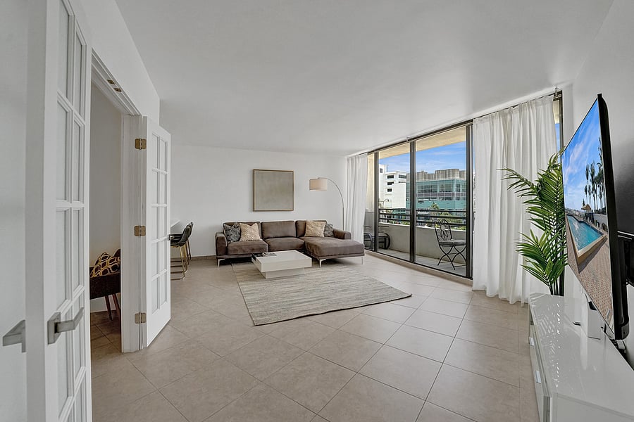 Furnished Finder property 1048847_1 photo 3