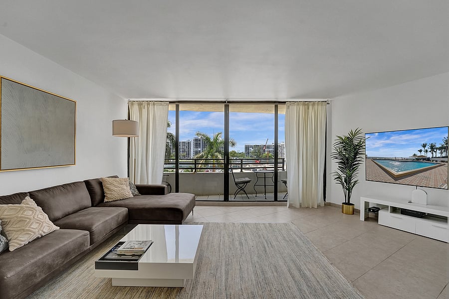 Furnished Finder property 1048847_1 photo 10