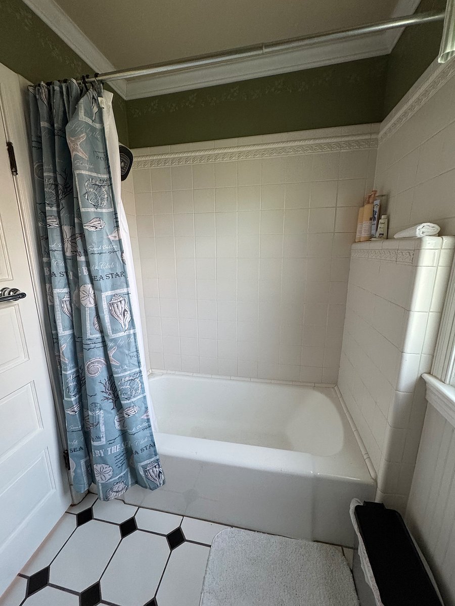 Furnished Finder property 1048849_1 photo 28