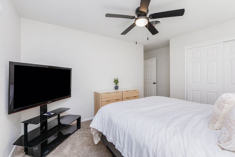 Furnished Finder property 1048854_1 photo 25