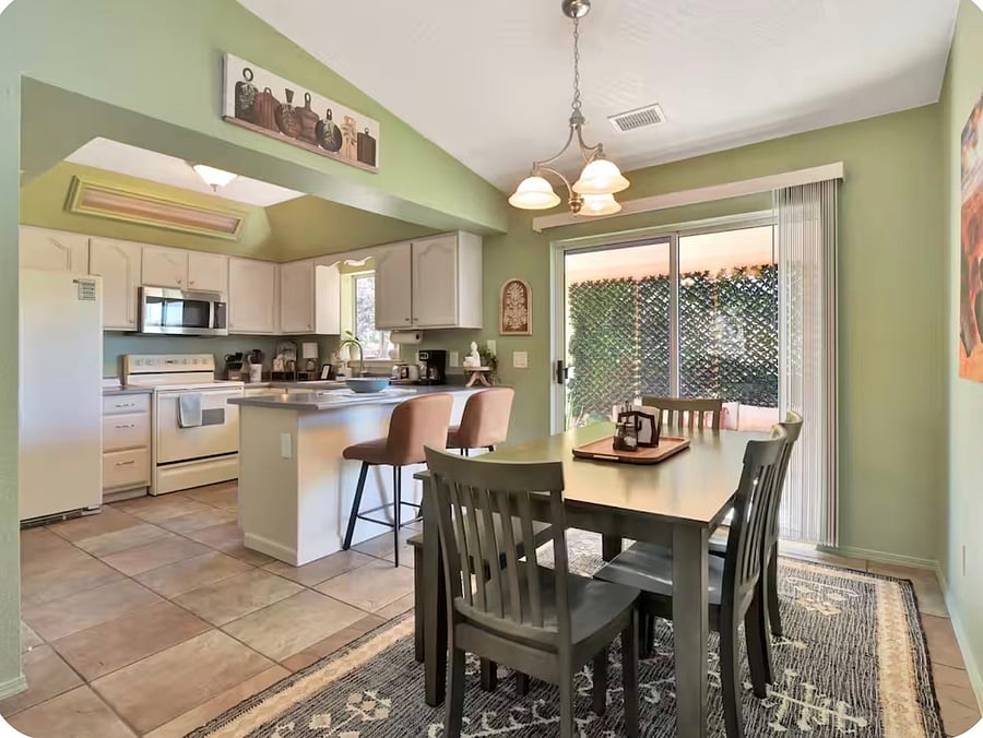 Furnished Finder property 1048858_1 photo 3