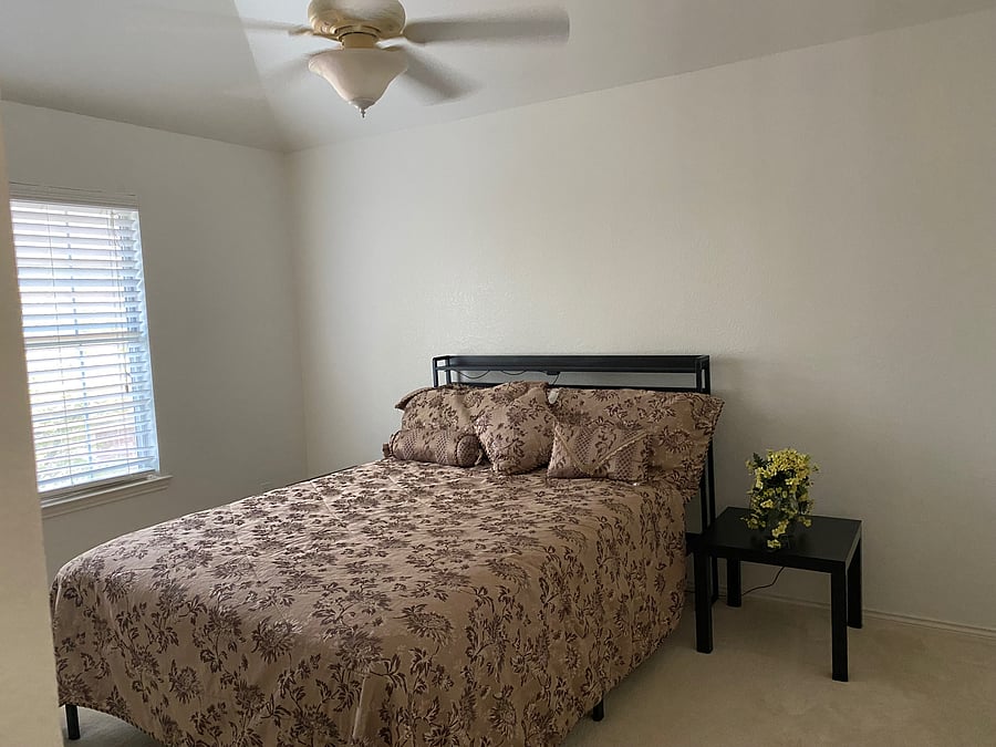 Furnished Finder property 1048863_1 photo 4