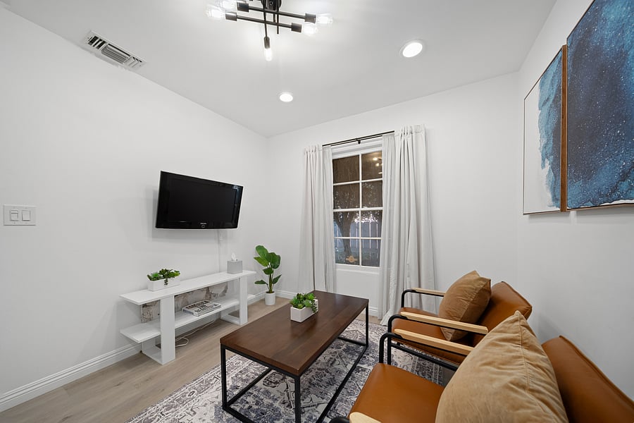 Furnished Finder property 1048869_1 photo 11