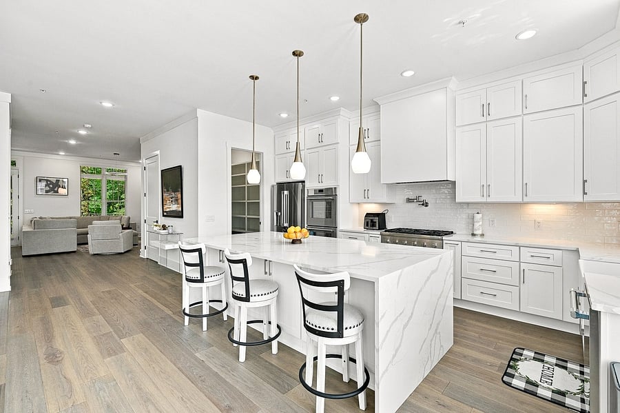 Furnished Finder property 1048871_1 photo 25