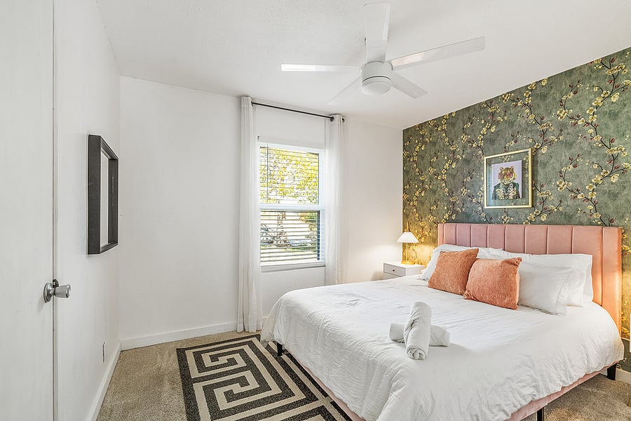 Furnished Finder property 1048874_1 photo 8