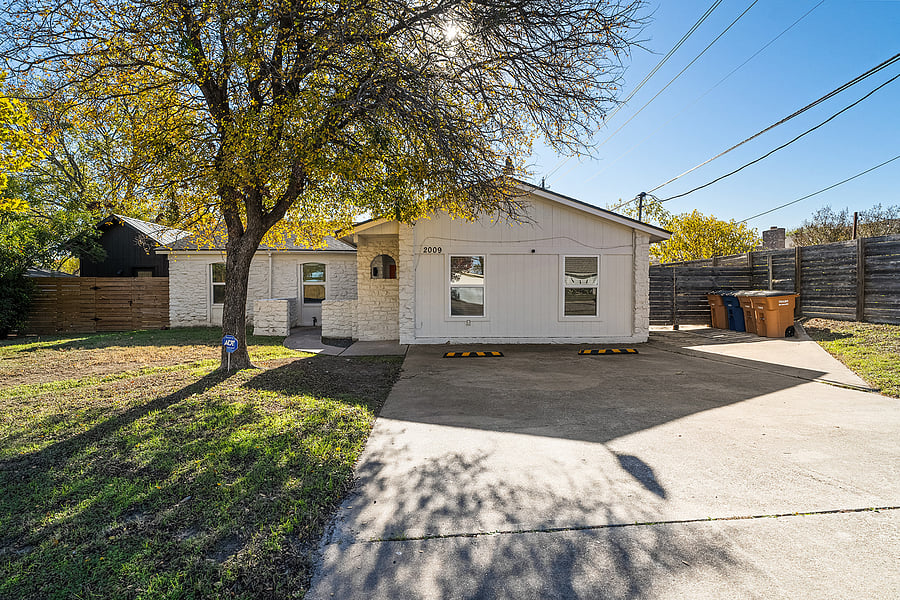 Furnished Finder property 1048874_1 photo 29
