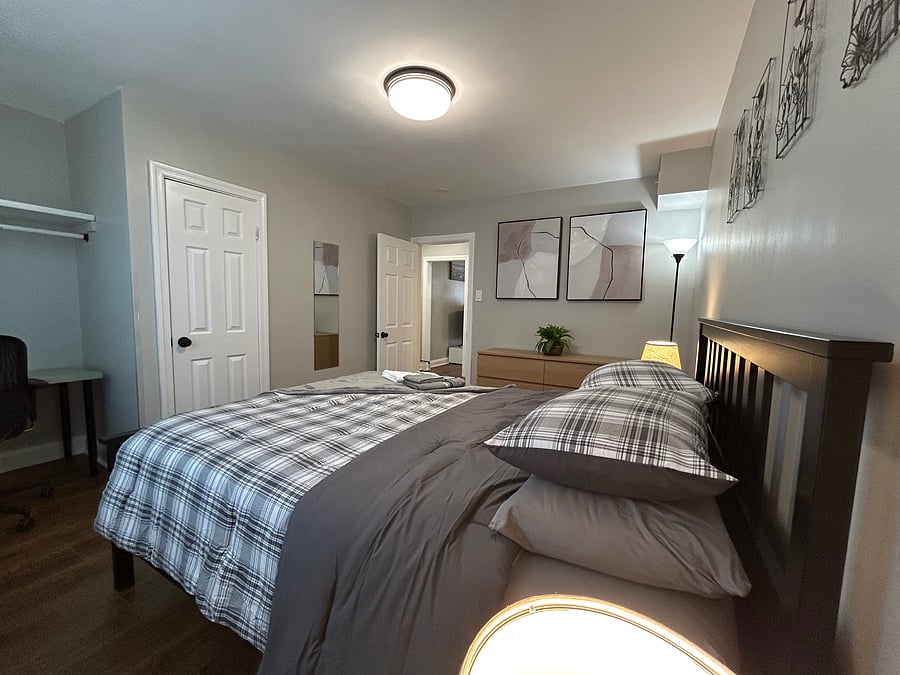 Furnished Finder property 1048880_1 photo 35