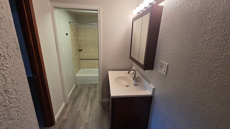 Furnished Finder property 1048887_2 photo 4
