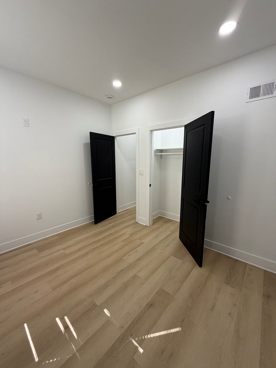 Furnished Finder property 1048898_1 photo 9