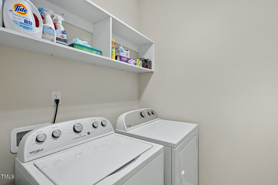 Furnished Finder property 1048909_1 photo 4