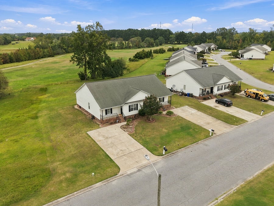 Furnished Finder property 1048927_1 photo 9