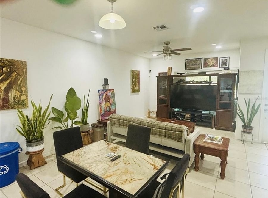 Furnished Finder property 1048929_1 photo 4